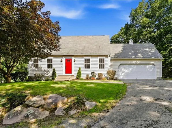 21 Casey Ln, Coventry, RI 02816