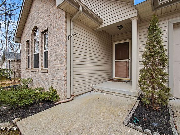 4th image of 119 Anglewood Dr