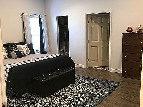 New large master bdrm w/king