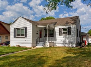 1716 62nd St, Des Moines, IA 50322