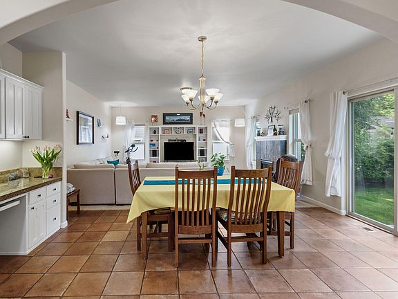 5-web-or-mls-DSC_7141>