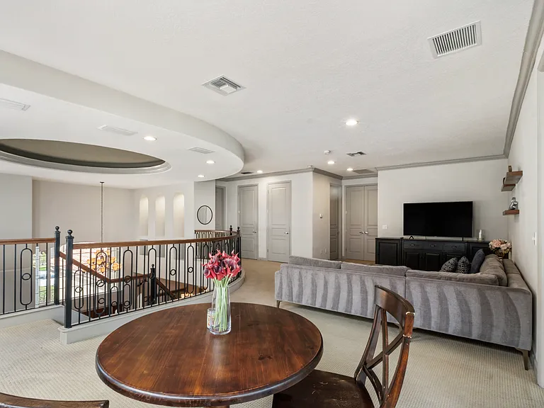 7926 Versilia Dr — Photo 20