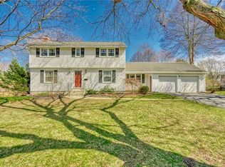 220 London Rd, Webster, NY 14580