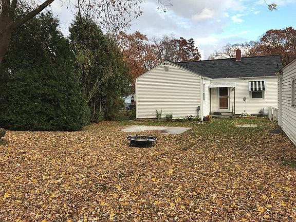 5th image of 1023 N Rath Ave