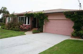 1st image of 945 Moana Dr