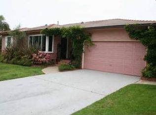 945 Moana Dr, San Diego, CA 92106