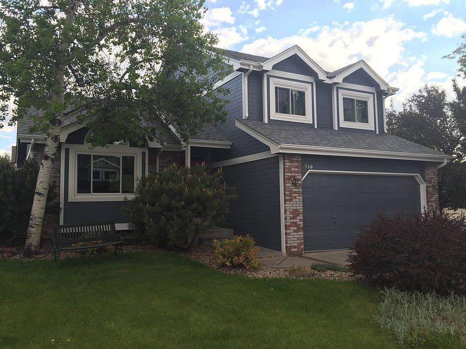 1st image of 749 Bear Creek Dr