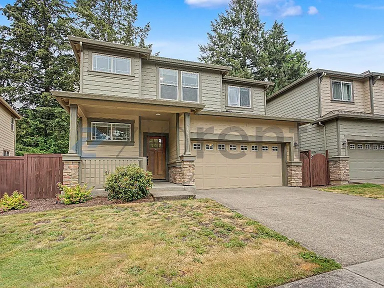 28623 Greenway Dr — Photo 2