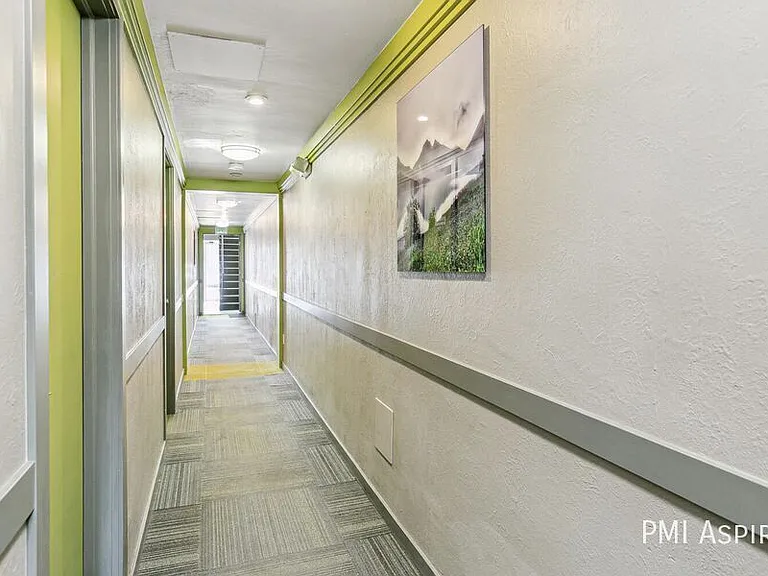 59 N Ogden St #10 — Photo 13