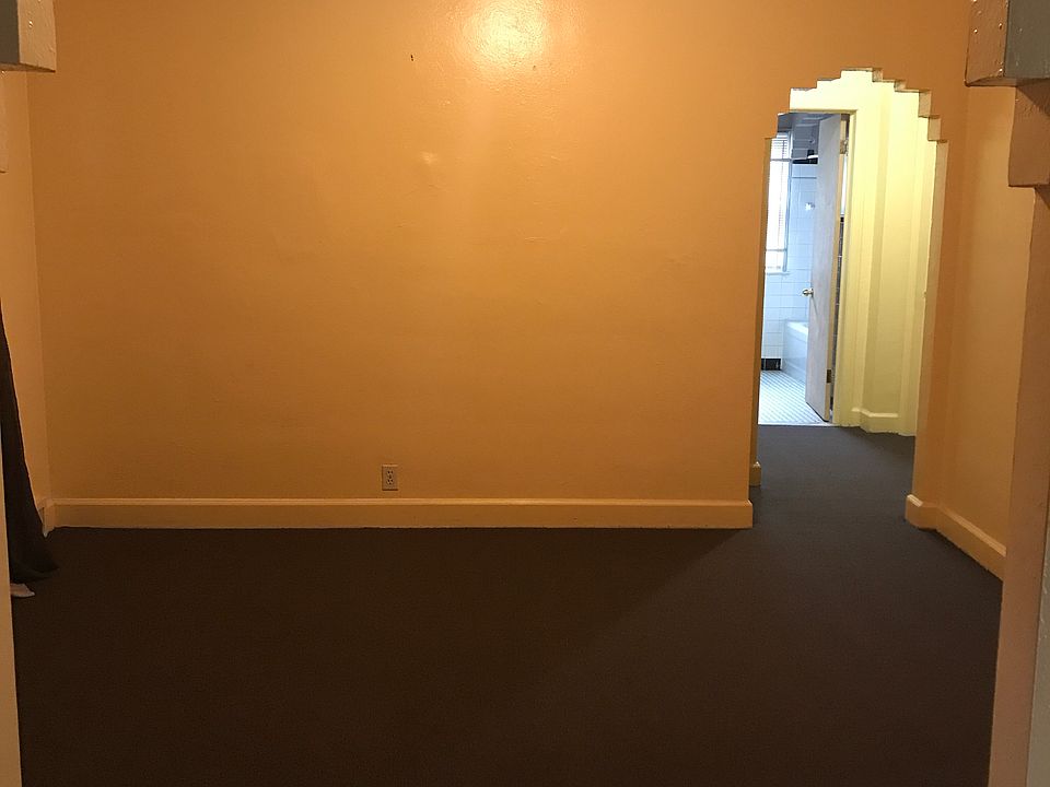 2nd image of 8266 Pinehurst St
