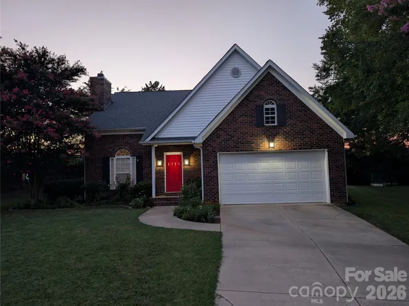 2800 Wingfield Pl, Charlotte, NC 28210