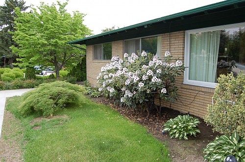 4th image of 3006 Tieton Dr