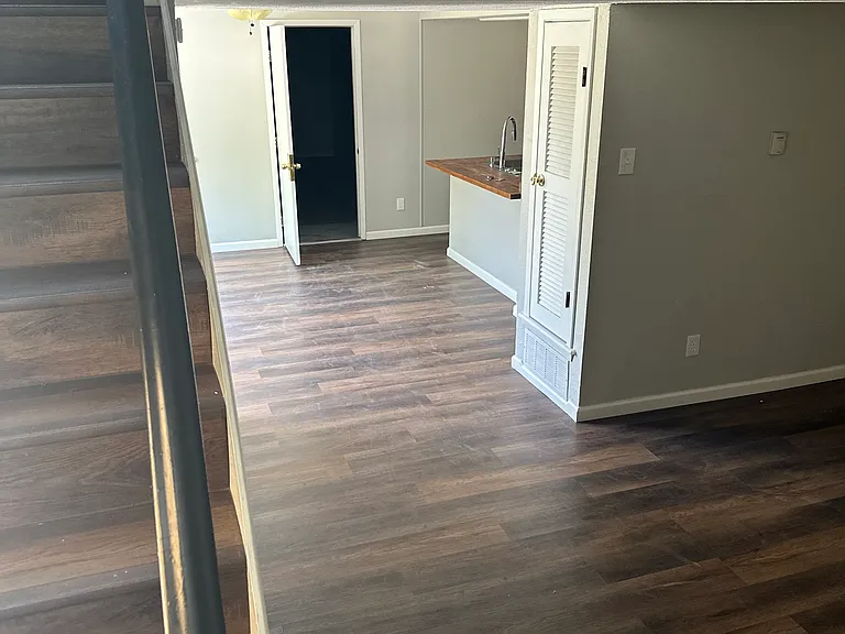 11201 Campestre Ln #B — Photo 8