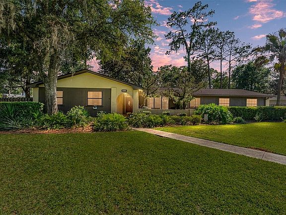 5th image of 3845 NW 37th Pl