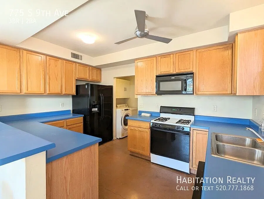 Rare opportunity to rent Beautiful 3Bed/2Bath Home at the Barrio Viejo! — Photo 2