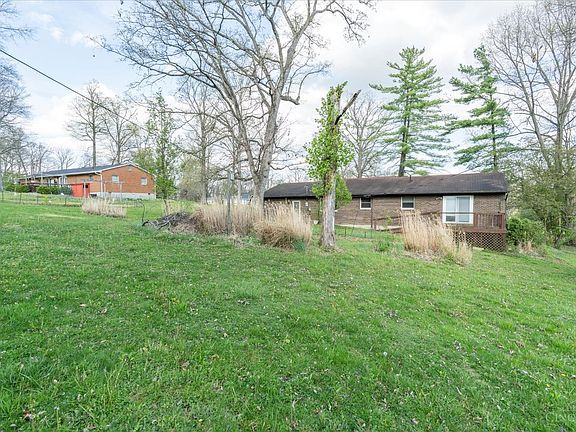 5th image of 103 Hickory Hills Dr