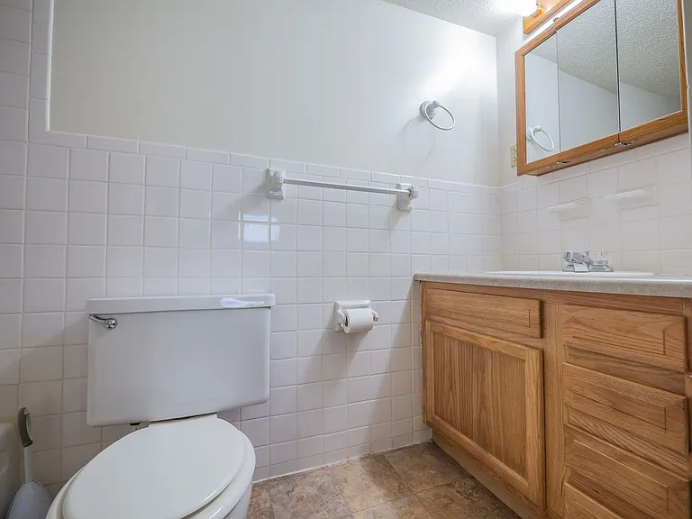 Campus View Apartments — Photo 16