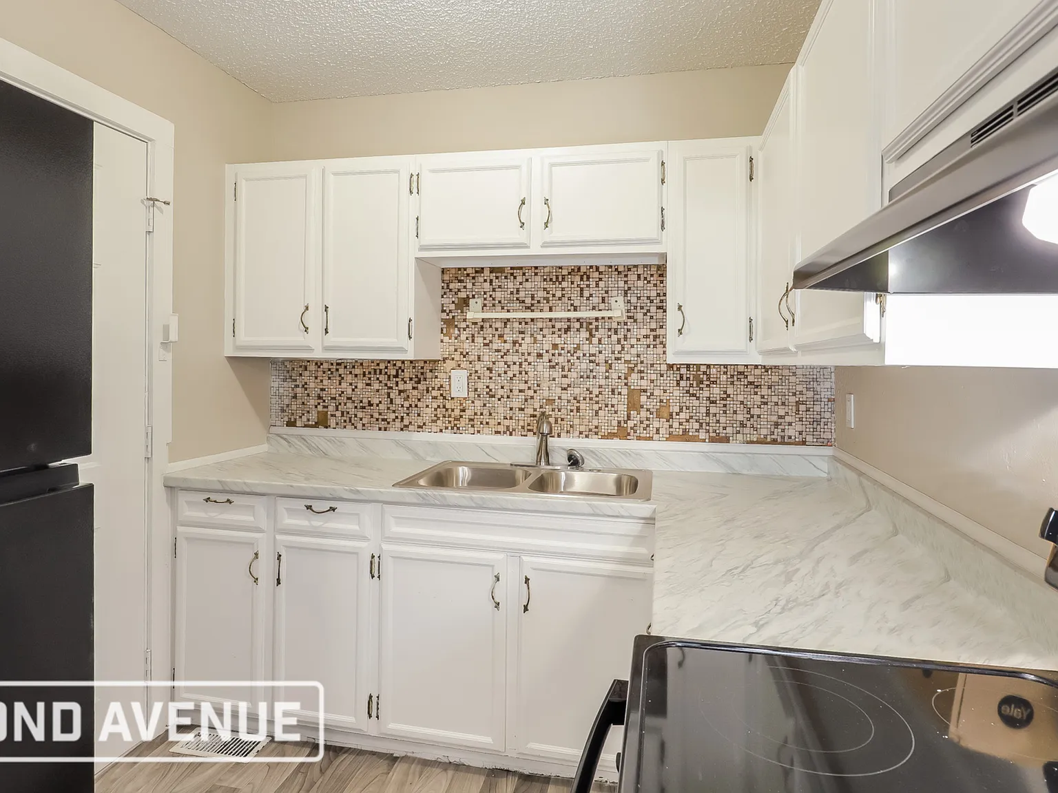 3 bed, 2.0 bath, 1564 sqft, $1,350 — Photo 4