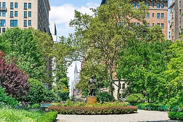 Rented by Nest Seekers International