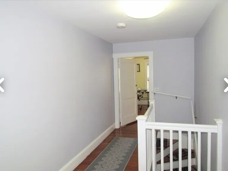 2nd floor landing
