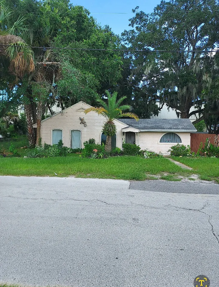 2 bed, 1500 sqft, $1,350 — Photo 3