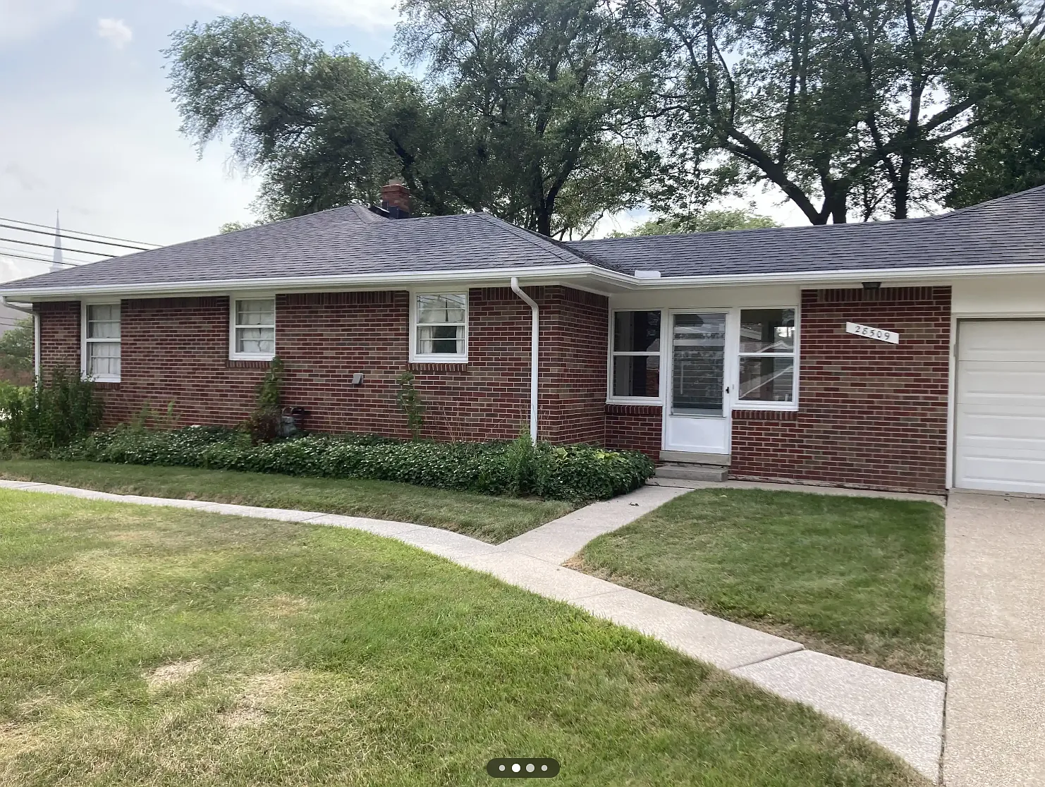 3 bed, 1456 sqft, $1,850 — Photo 2