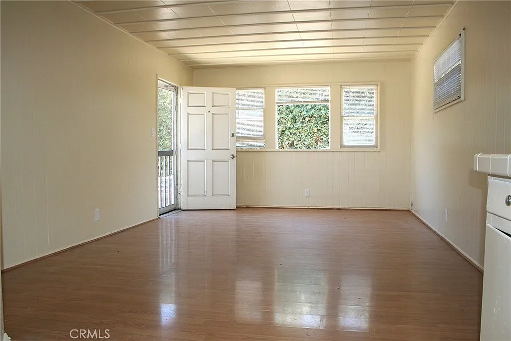 2 bed, 1000 sqft, $2,695 — Photo 4