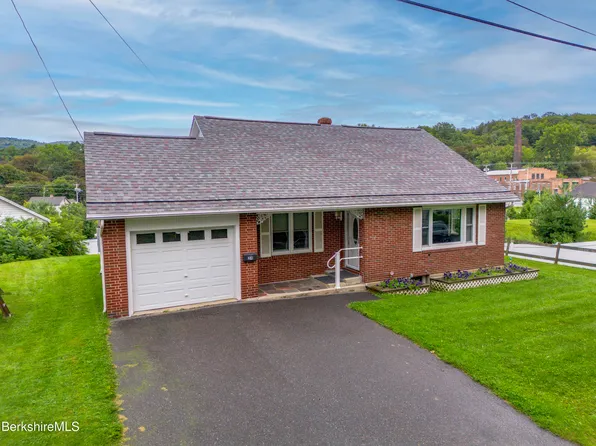 24 Temple St, Adams, MA 01220