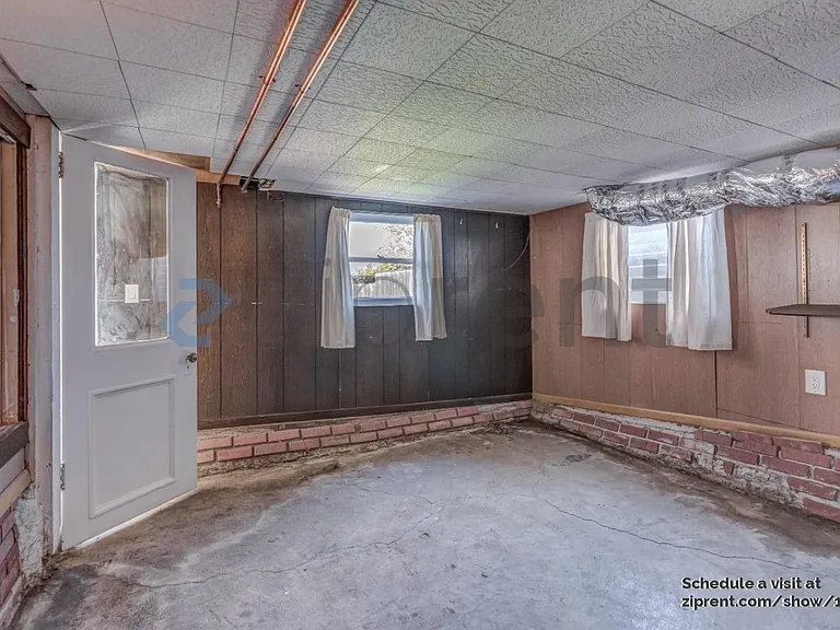 1012 Ventura Ave — Photo 17