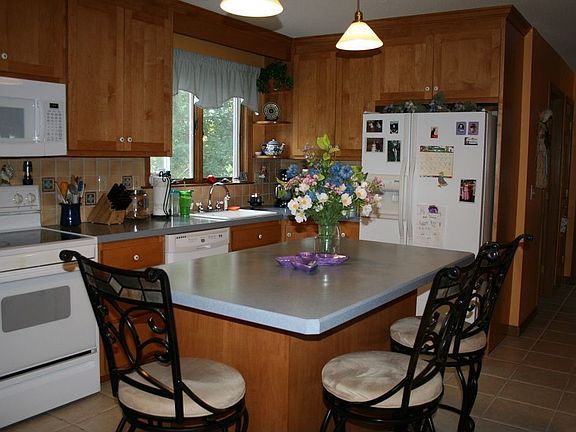 Remodeled Kitchen with Center Breakfast Isle