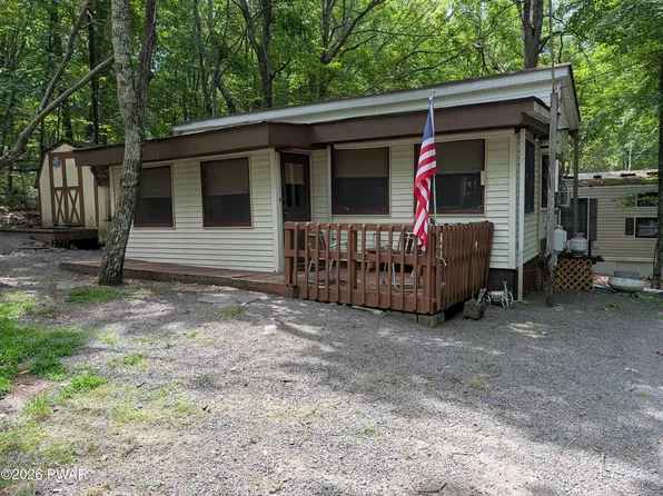 129 Beaver Ln, Shohola, PA 18458