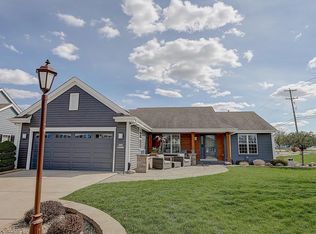 N174W20371 Raymond Rd, Jackson, WI 53037