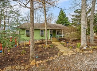 46 Walkertown Rd, Black Mountain, NC 28711