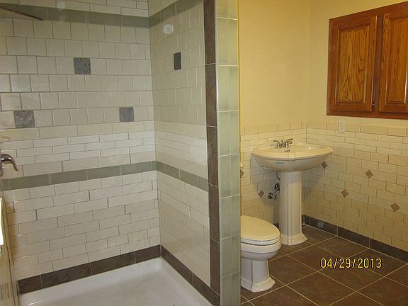 Downstairs Bath/Laundry
