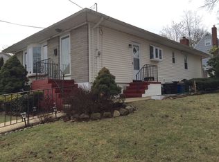 1099 Richmond Rd, Staten Island, NY 10304
