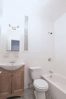 Rented by Bold New York | media 10