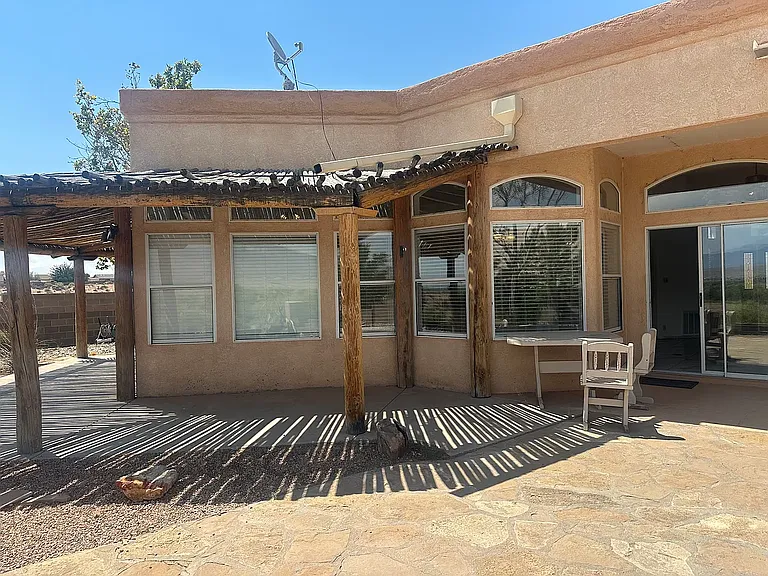 1712 Black River Ct NE — Photo 24