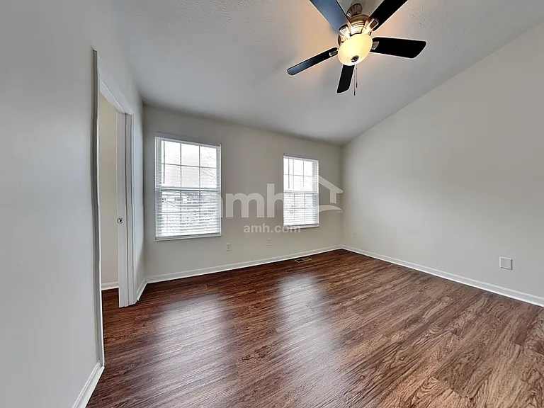 6645 Water Lily Ln — Photo 11