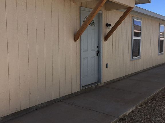 2nd image of 530 46th St #A