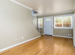 2217 9th St APT 4, Berkeley, CA 94710