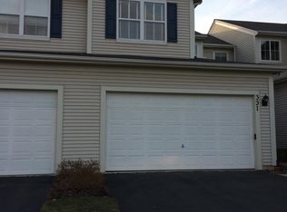 331 Tower Hill Dr, Saint Charles, IL 60175
