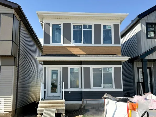 2744 7th Ave SW, Edmonton, AB T6X 2G4