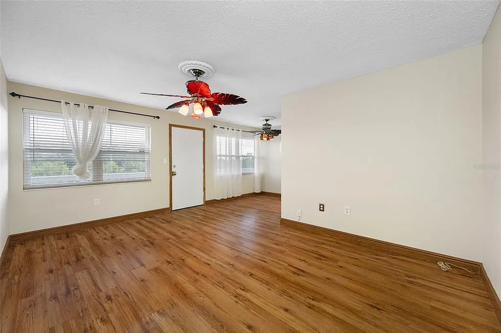 1 bed, 1.0 bath, 650 sqft, $1,225 — Photo 4
