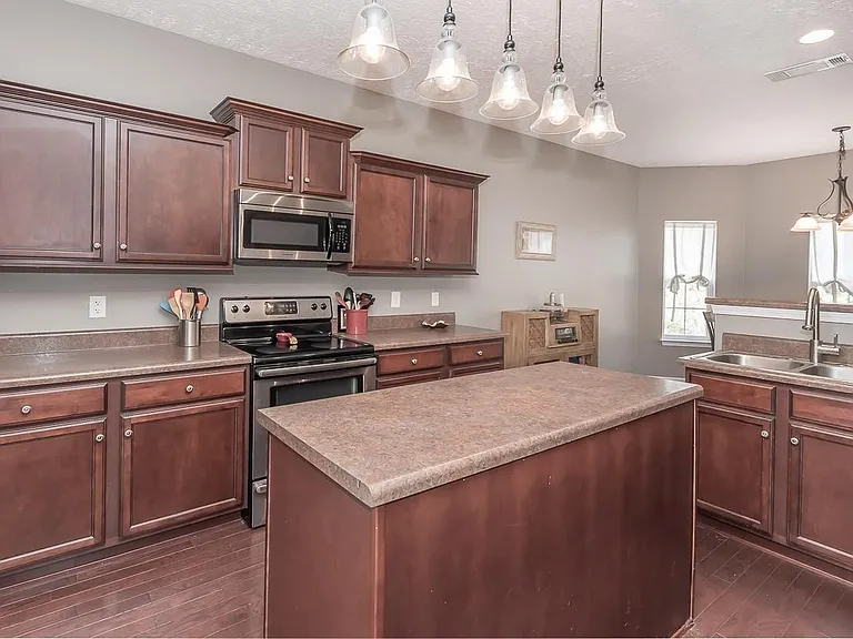 268 Sundown Dr — Photo 8