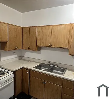 6937 S Harper Ave #3