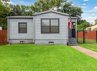 801 E James St, Baytown, TX 77520