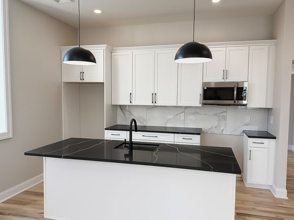 432-434 Lackawanna Ave UNIT 203