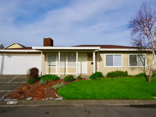1750 Stromberg Ave, Arcata, CA 95521