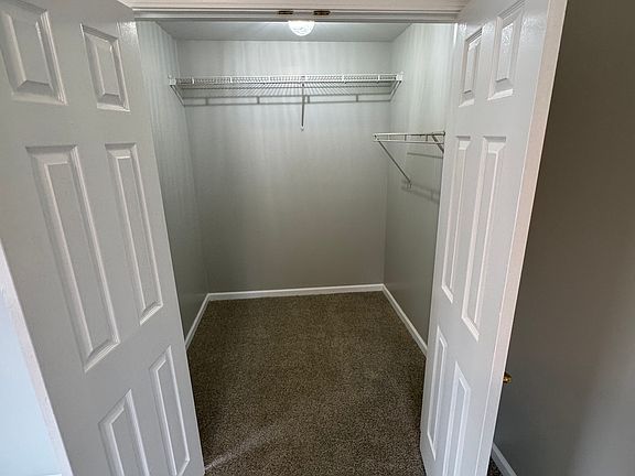 3rd image of 101 Caffrey Ct