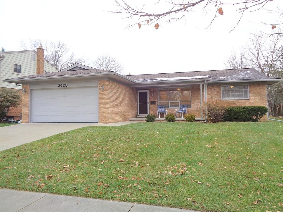 1st image of 3428 Yellowstone Dr